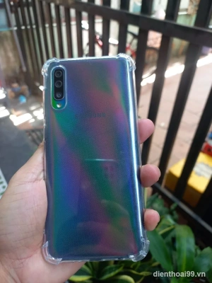 Điện thoại Samsung Galaxy A50 màu đa quang giá rẻ, chính hãng tại Điện Thoại 99 Đà Nẵng.