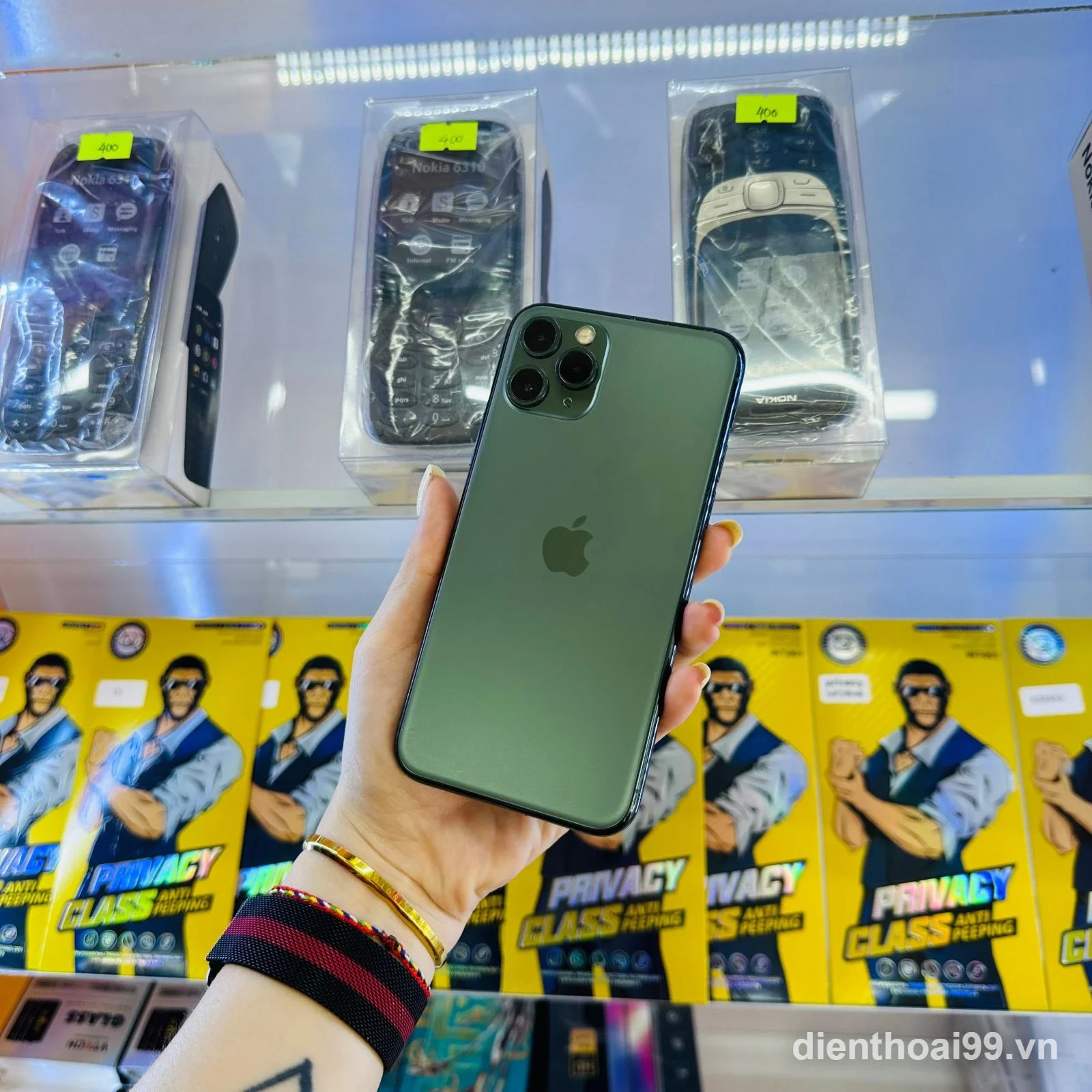 iPhone 11 Pro Max màu xanh rêu chính hãng giá tốt tại Điện Thoại 99 Đà Nẵng