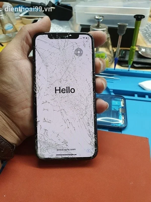 Thay màn hình iPhone XS lấy ngay tại Đà Nẵng