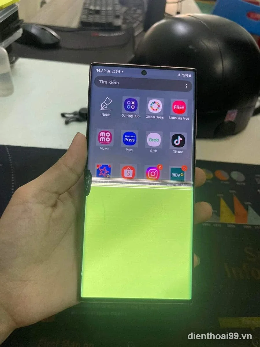Thay màn hình Điện Thoại Huawei P50 Nhanh Chỉ 30 Phút, Giá Rẻ