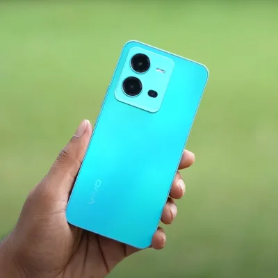 Vivo V25